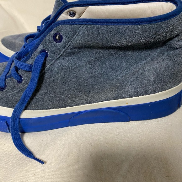 Senakers - Picture 3 of 9